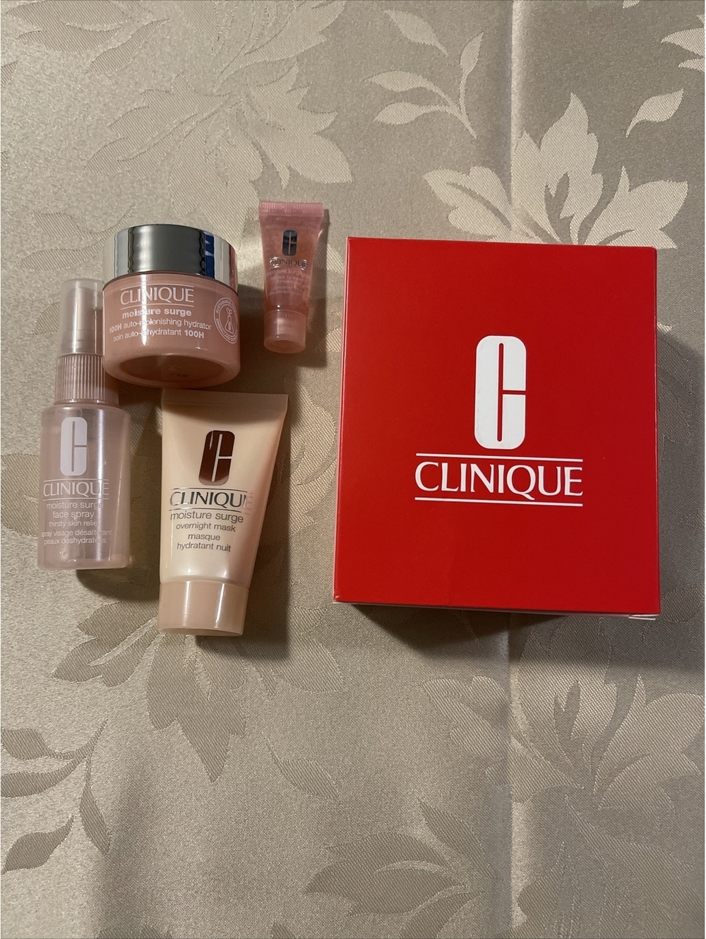 Clinique Hydration Heroes Complete Gift Set NWT! A3317